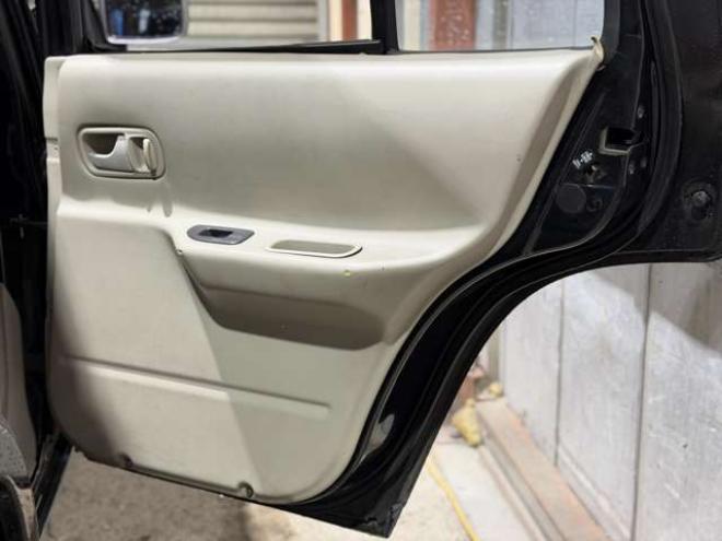 ラシーン1.5 タイプF 4WD　防錆塗装4WDキーレスCD 1500