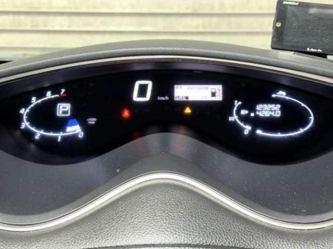 セレナ2.0 20X 4WD　防錆塗装4WDTVナビBカメ後席モニタ 2000