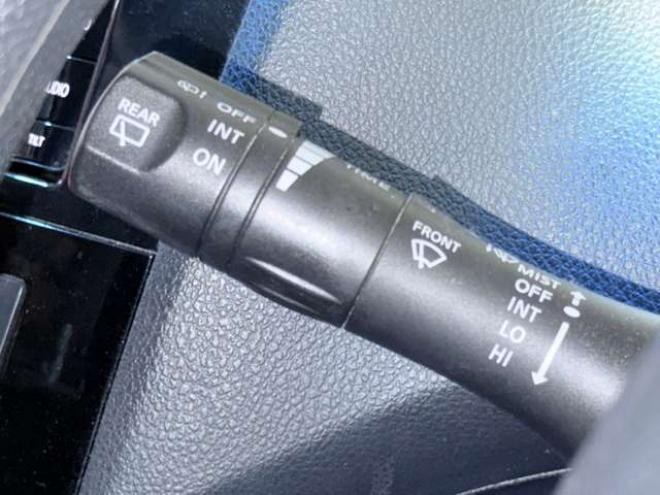 セレナ2.0 20X 4WD　防錆塗装4WDTVナビBカメETC後席モニタ 2000