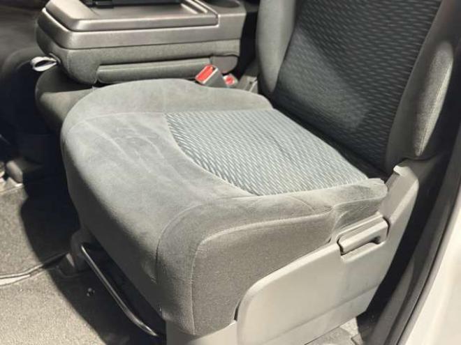 セレナ2.0 20X 4WD　防錆塗装4WDラジオナビETC 2000