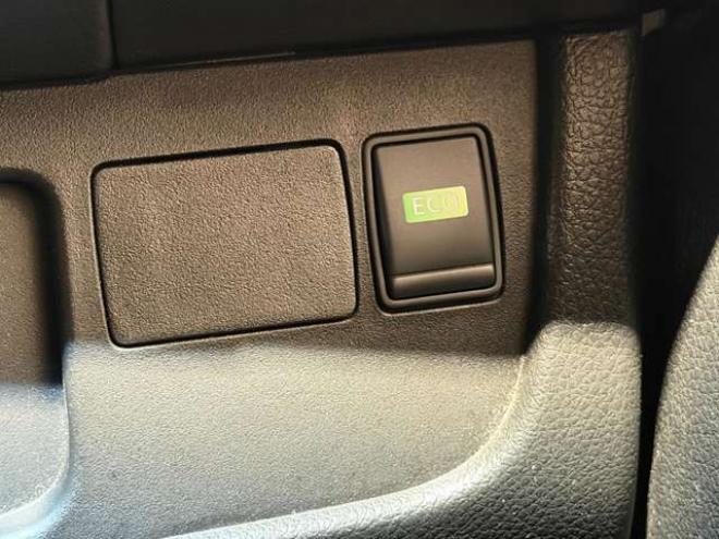 セレナ2.0 20X 4WD　防錆塗装4WDラジオナビETC 2000