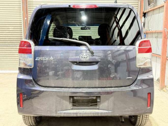 スペイド1.5 F 4WD　防錆塗装4WDキーレスTVナビBカメETC 1500