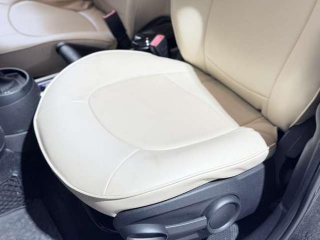 ミニクロスオーバー クーパー D オール4 4WD　防錆塗装4WDアンドロイドナビBカメETC 正規輸入車 2000