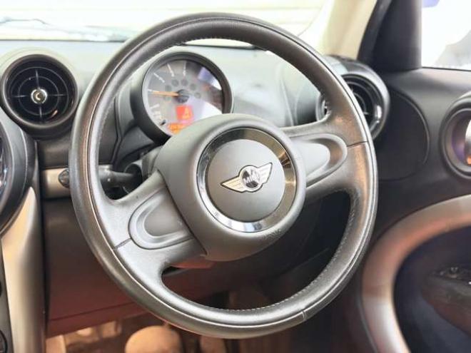 ミニクロスオーバー クーパー D オール4 4WD　防錆塗装4WDアンドロイドナビBカメETC 正規輸入車 2000