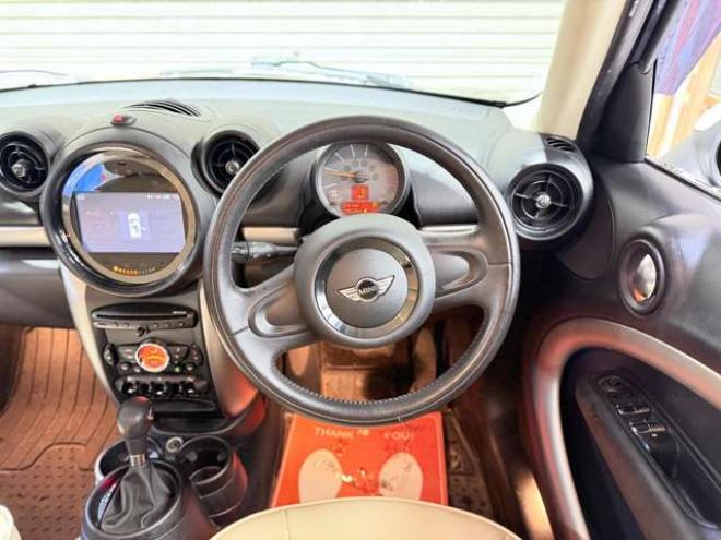 ミニクロスオーバー クーパー D オール4 4WD　防錆塗装4WDアンドロイドナビBカメETC 正規輸入車 2000