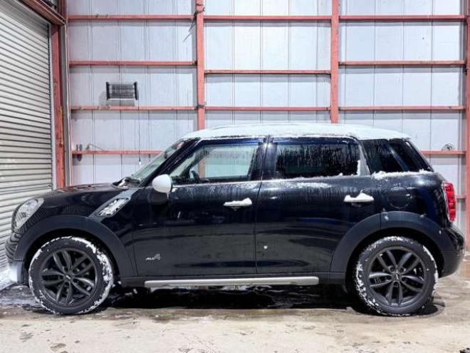 ミニクロスオーバー クーパー D オール4 4WD　防錆塗装4WDアンドロイドナビBカメETC 正規輸入車 2000