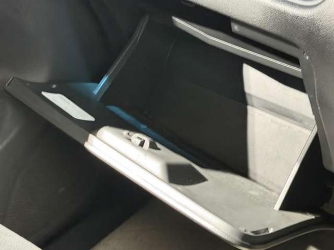 セレナ2.0 20S 4WD　防錆塗装4WDキーレスCDETC夏冬タイヤ 2000