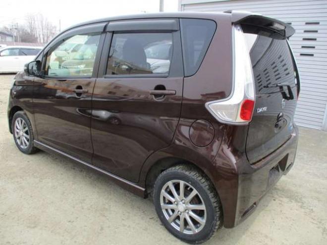 デイズハイウェイスターG 4WD　アイドリングストップ・スマートキー 660