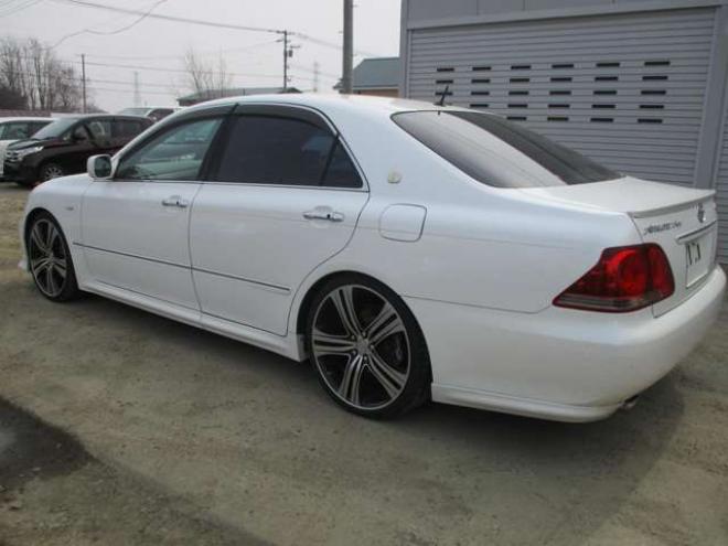 クラウンアスリート 2.5 i-Four 60thスペシャルエディション 4WD　ナビ・TV・バックカメラ・スマートキー・ローダウン・タイミングチェーン式 2500