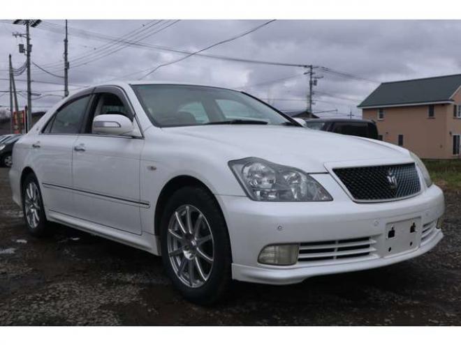 クラウンアスリート 2.5 i-Four 4WD　ナビ・TV・Bカメラ・スマートキー 2500