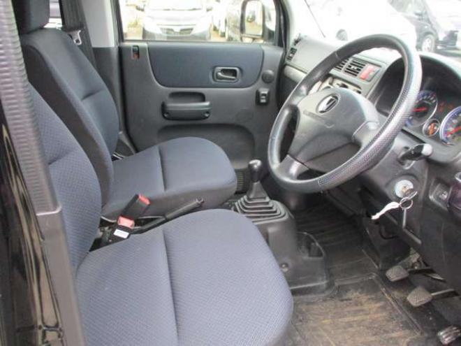 バモスホビオ G 4WD　3.9万キロ・R10/2月・5速マニュアル・キーレス 660