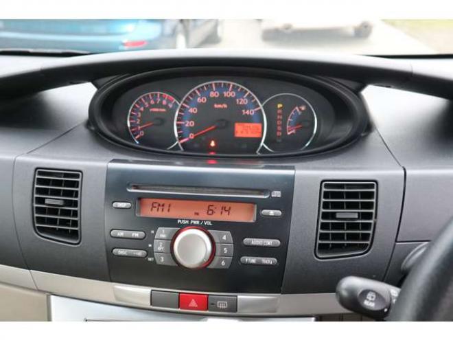 ムーヴXリミテッド　4WD　スマートキー・Tチェーン式・走行7.1万キロ 660