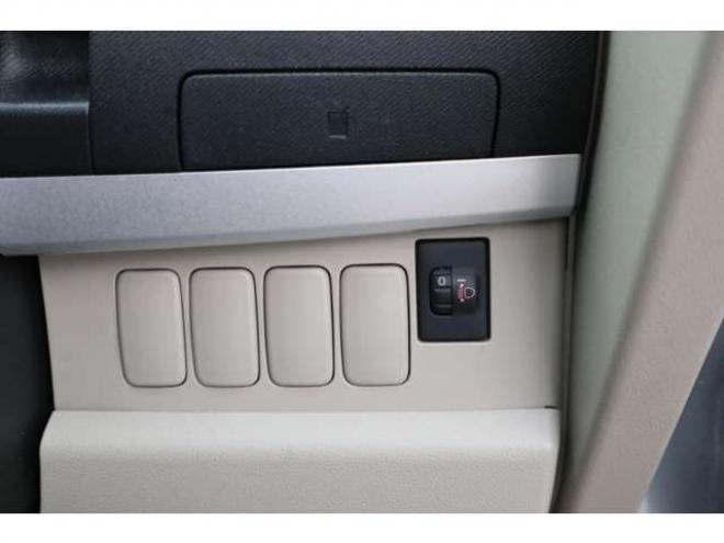 ムーヴXリミテッド　4WD　スマートキー・Tチェーン式・走行7.1万キロ 660