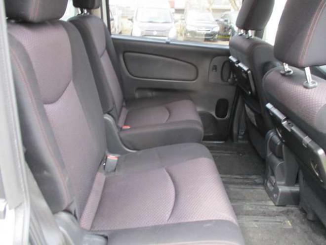 セレナ2.0 ハイウェイスター 4WD　両側パワースライドドア・ナビ・TV・バックカメラ・スマートキー 2000