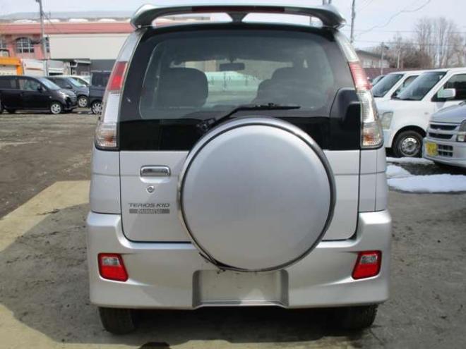 テリオスキッドカスタムL 4WD　6万キロ・ターボ・キーレス 660