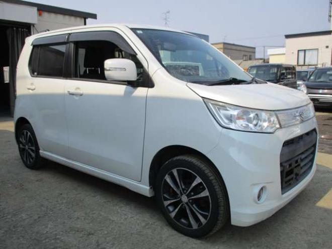 ワゴンRスティングレー T 4WD　ターボ・バックカメラ・スマートキー・アイドリングストップ 660