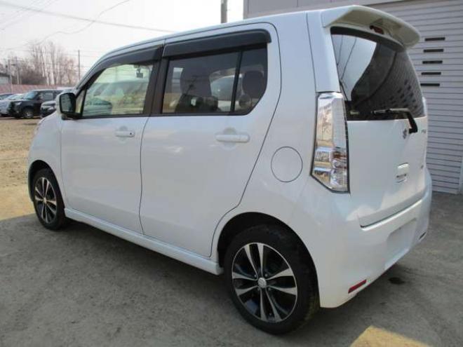 ワゴンRスティングレー T 4WD　ターボ・バックカメラ・スマートキー・アイドリングストップ 660