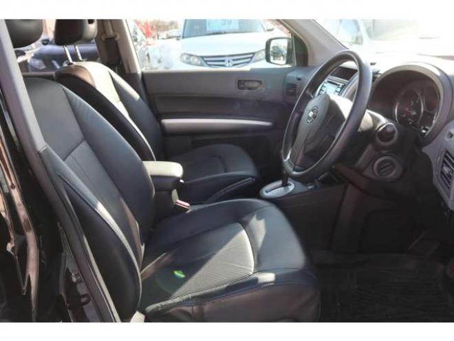 エクストレイル2.0 20S 4WD　スマートキー・8.5万k・フルモデルチェンジ後 2000