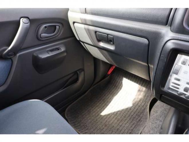 ジムニーFIS フリースタイル ワールドカップリミテッド 4WD　ターボ・キーレス・タイミングチェーン式 660