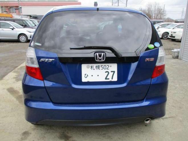 フィット1.5 RS 4WD　2.3万キロ・R9/5月・キーレス 1500