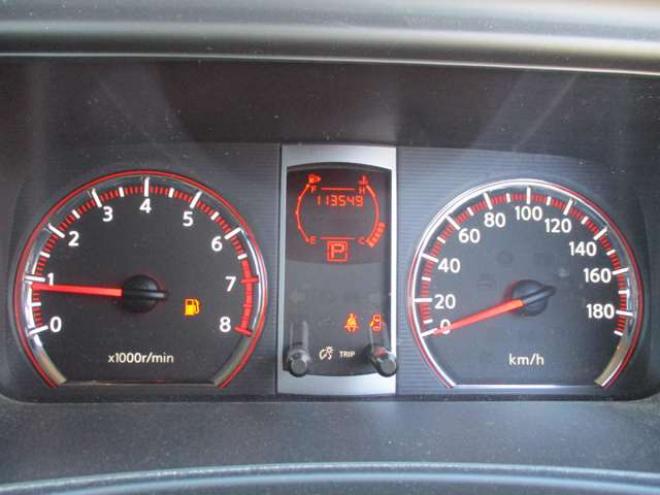 セレナ2.0 ハイウェイスター Vセレクション 4WD　両側パワースライドドア・スマートキー・タイミングチェーン 2000