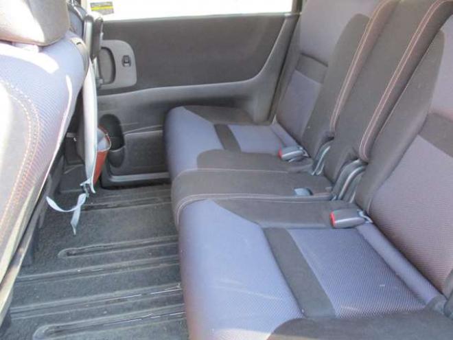 セレナ2.0 ハイウェイスター Vセレクション 4WD　両側パワースライドドア・スマートキー・タイミングチェーン 2000