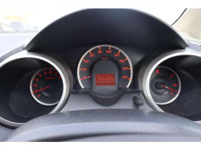 フィット1.3 G 4WD　5万キロ・ナビ・TV・キーレス・タイミングチェーン式 1300