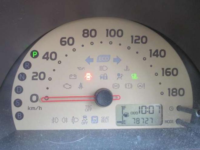 パッソ1.0 X 4WD　ナビ・TV・キーレス・7.9万キロ 1000