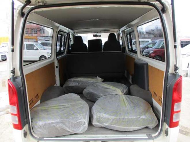 レジアスエース3.0 DX ロングボディ ディーゼルターボ 4WD　キーレス・タイミングベルト交換済み 3000