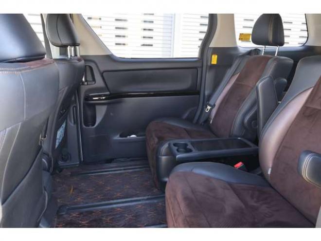 アルファード2.4 240S タイプゴールド 4WD　両側パワースライドドア・ナビ・TV・パワーバックドア・ハーフレザーシート 2400