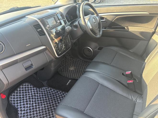 ワゴンR660スティングレー リミテッド 4WD　ローンが不安な方＜優遇ローン＞1年保証　社外オーディオ　バックカメラ