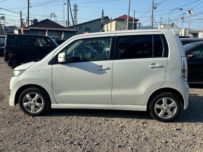 ワゴンR660スティングレー リミテッド 4WD　ローンが不安な方＜優遇ローン＞1年保証　社外オーディオ　バックカメラ