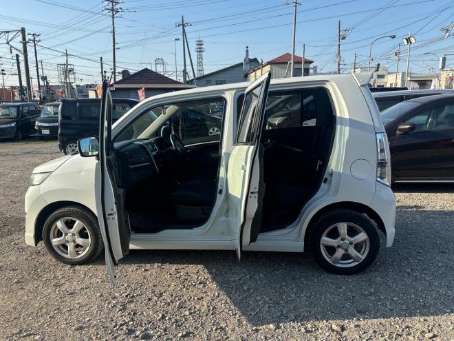 ワゴンR660スティングレー リミテッド 4WD　ローンが不安な方＜優遇ローン＞1年保証　社外オーディオ　バックカメラ