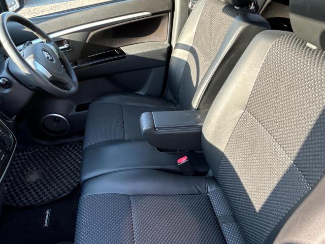 ワゴンR660スティングレー リミテッド 4WD　ローンが不安な方＜優遇ローン＞1年保証　社外オーディオ　バックカメラ