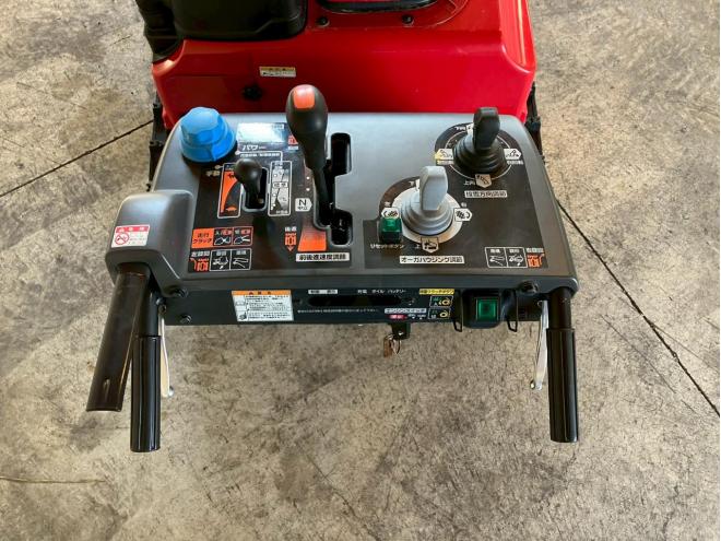 除雪機ホンダ　HSM1590i  スマートオーガ★オーガローリング☆ハイブリッド☆高年式！現行モデル！新潟店在庫に付き、お取り寄せになります！