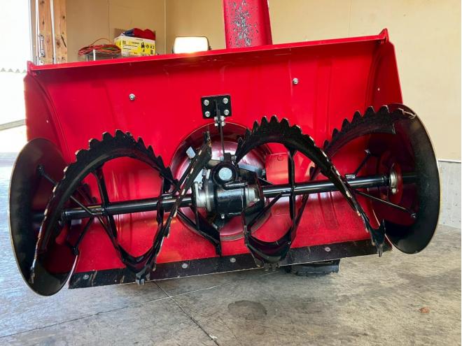 除雪機ホンダ　HSM1590i  スマートオーガ★オーガローリング☆ハイブリッド☆高年式！現行モデル！新潟店在庫に付き、お取り寄せになります！