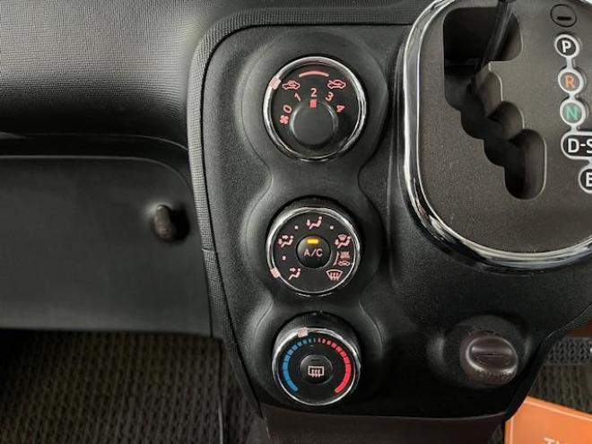 スペイドＦジャック　寒冷地仕様　禁煙車　パワースライドドア　社外１５インチＡＷ　スタッドレスタイヤ付　エンジンスターター　ＫＥＮＷＯＯＤナビ　地デジ　Ｂｌｕｅｔｏｏｔｈオーディオ　バックカメラ　前後ドライブレコーダー 4WD 1500 4Dr