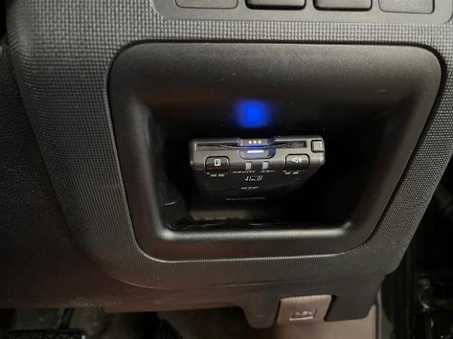 スペイドＦジャック　寒冷地仕様　禁煙車　パワースライドドア　社外１５インチＡＷ　スタッドレスタイヤ付　エンジンスターター　ＫＥＮＷＯＯＤナビ　地デジ　Ｂｌｕｅｔｏｏｔｈオーディオ　バックカメラ　前後ドライブレコーダー 4WD 1500 4Dr