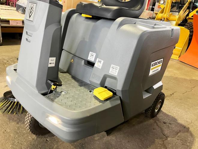 その他ケルヒャー　中古　搭乗式バキュームスイーパー　KM85/50RBP　作業機