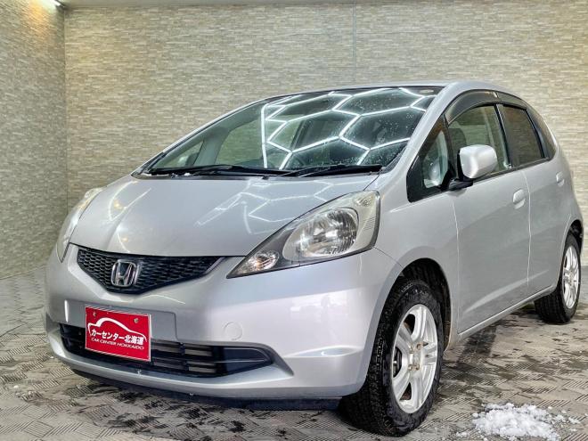 フィット1.3G 4WD 5年保証 夏冬タイヤ 自社認証工場 車検整備2年付 修復歴無 寒冷地仕様 禁煙