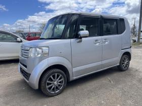 N-BOX　GLパッケージ 4WD 660 5Dr