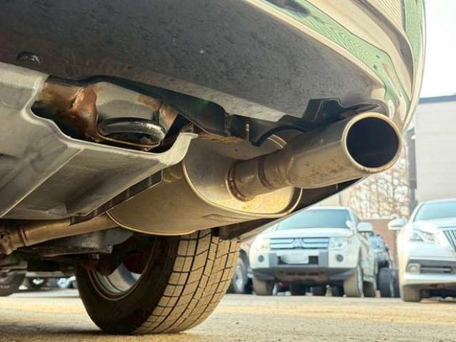 スカイライン2.5 250GT FOUR 4WD　ドライブレコーダー　ETC　パワステ　パワーウィンドウ　ナビ　電動シート　寒冷地仕様　アルミホイール　エアコン　盗難防止装置　キーレスエントリー　ABS　横滑り防止装置 2500