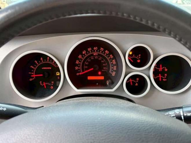 タンドラクルーマックス SR5 5.7 V8 4WD　 正規輸入車 5700