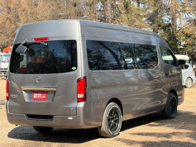 キャラバンNV350 2.5 DX スーパーロングボディ ハイルーフ ディーゼルターボ 4WD　運転席レカロシート　ETC　社外ハンドル　社外ナビ　バックカメラ　パワステ　パワーウィンドウ　ABS　キーレスエントリー　エアコン 2500