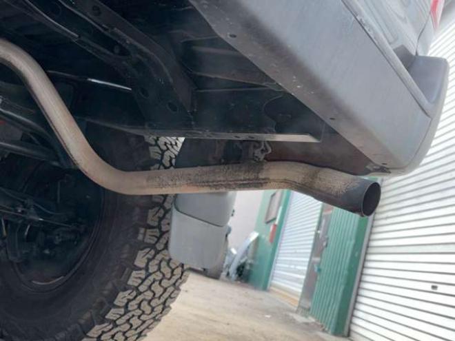 ハイラックスサーフ2.7 SSR-X Vセレクション 4WD　社外ナビ　バックカメラ　社外アルミホイール　エアコン　リフトアップ　パワステ　パワーウィンドウ　キーレスエントリー　ETC　ABS　ルーフレール 2700