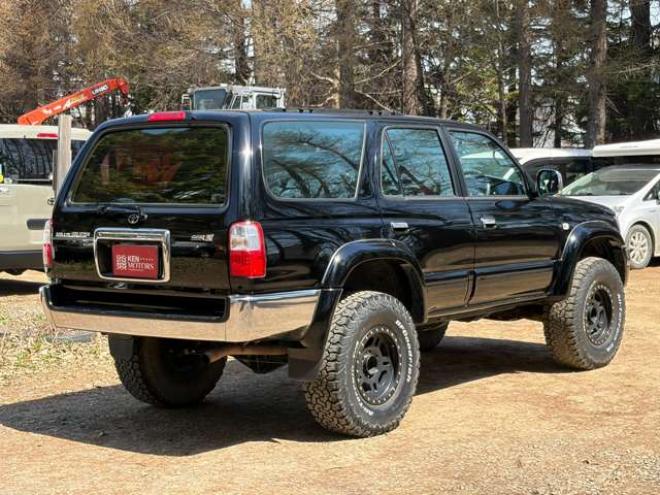 ハイラックスサーフ2.7 SSR-X Vセレクション 4WD　社外ナビ　バックカメラ　リフトアップ　社外アルミホイール　エアコン　ETC　ドライブレコーダー　パワステ　パワーウィンドウ　ABS　キーレスエントリー　ルーフレール 2700