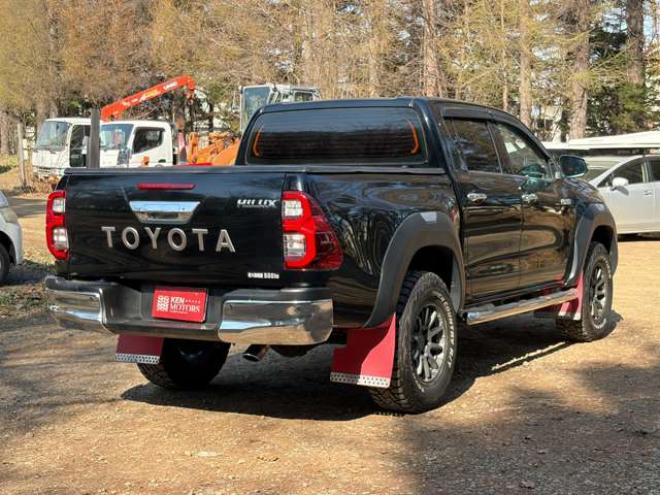 ハイラックス2.4 Z ディーゼルターボ 4WD　 2400