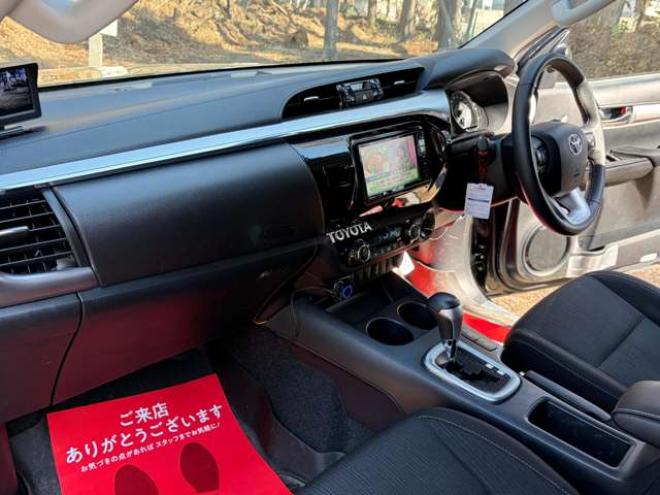 ハイラックス2.4 Z ディーゼルターボ 4WD　 2400