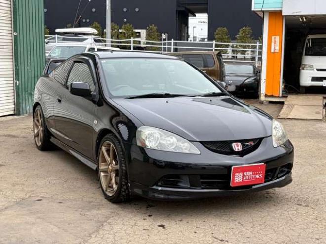 インテグラタイプR 2.0　ワンオーナー　レカロシート　パワステ　パワーウィンドウ　純正アルミホイール　ABS　キーレスエントリー　横滑り防止装置　エアコン　盗難防止装置 2WD 2000