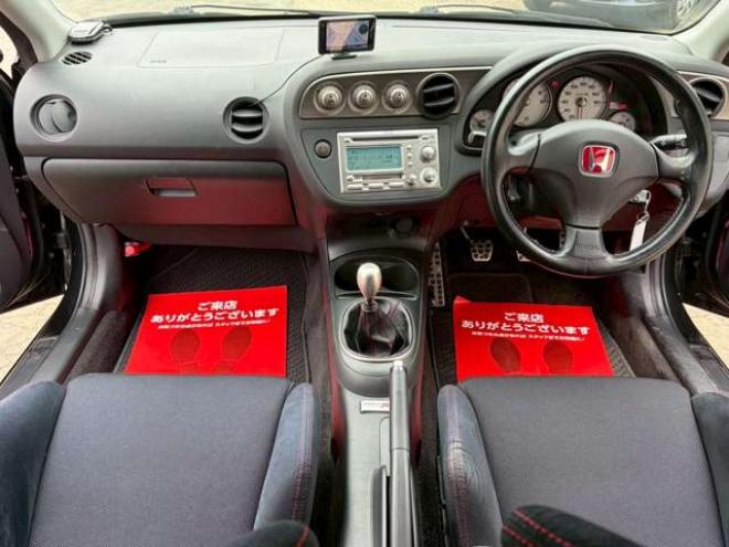 インテグラタイプR 2.0　ワンオーナー　レカロシート　パワステ　パワーウィンドウ　純正アルミホイール　ABS　キーレスエントリー　横滑り防止装置　エアコン　盗難防止装置 2WD 2000